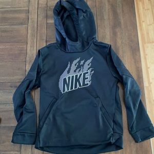 Black Small Nike Pull over sweatshirt
